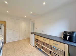 Photo 16- click for photo gallery